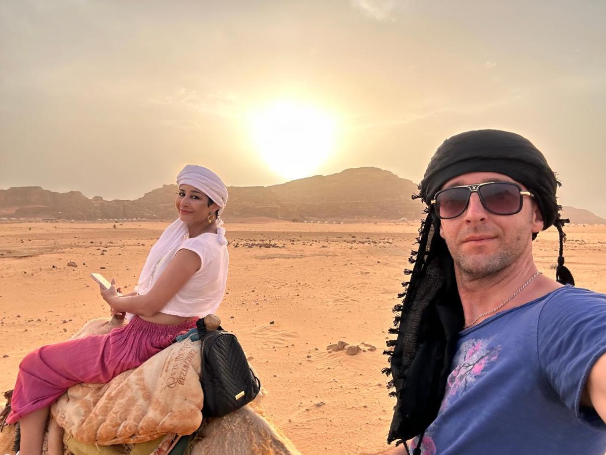 Rum Island Luxury Camp & Bubbles Hotel Wadi Rum Exterior photo