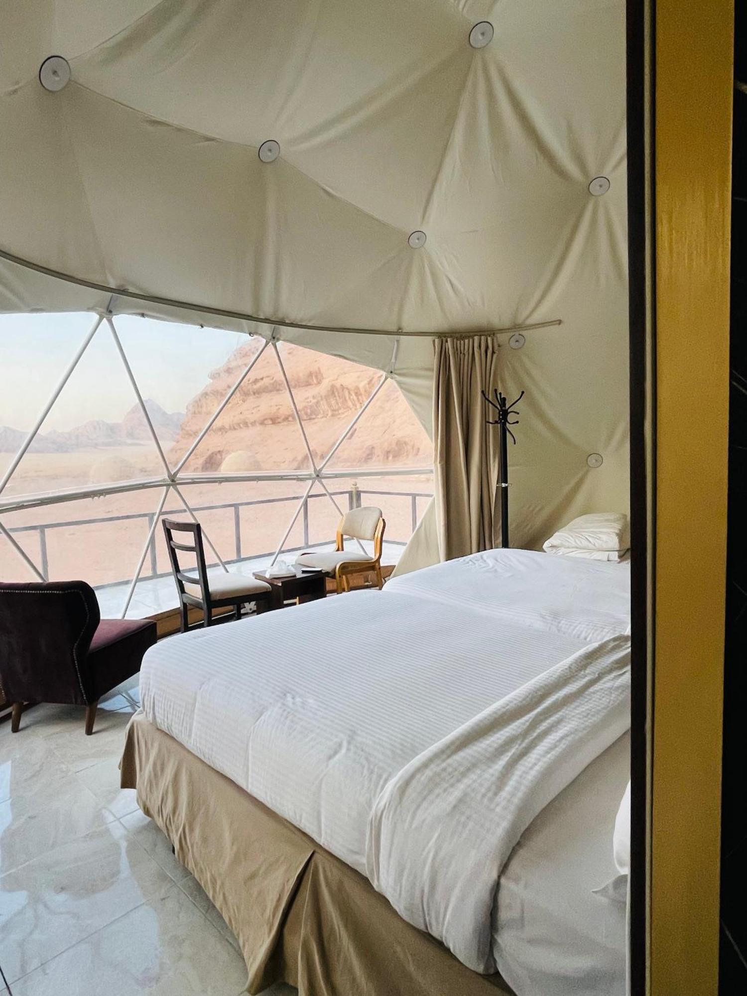 Rum Island Luxury Camp & Bubbles Hotel Wadi Rum Exterior photo