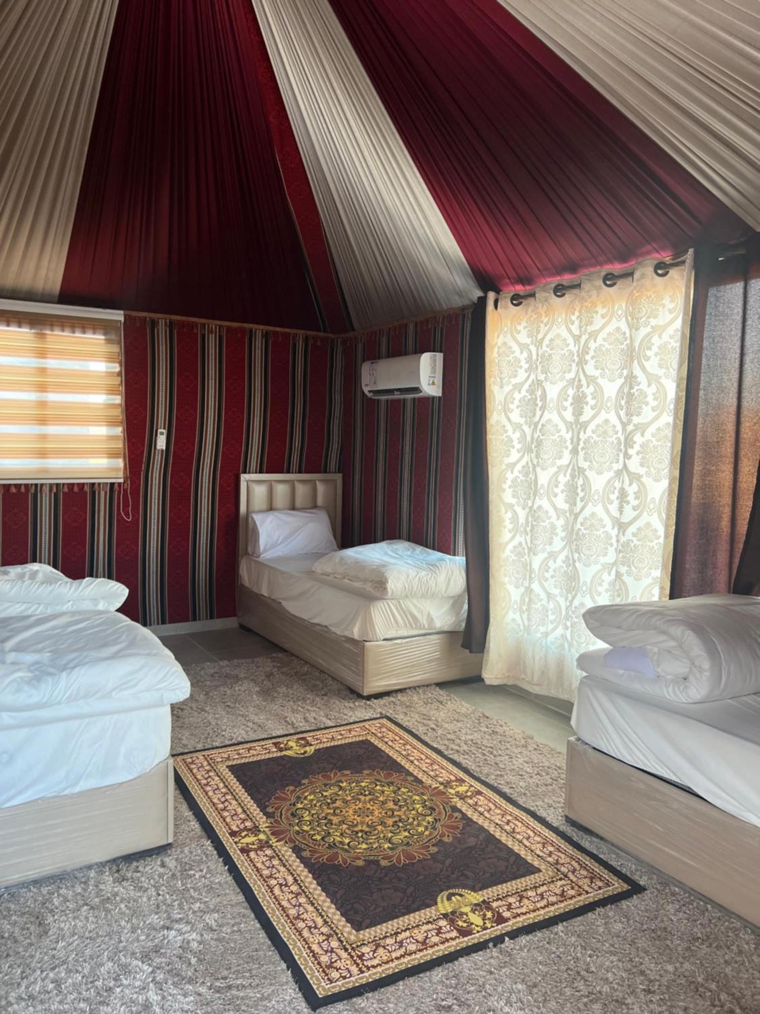 Rum Island Luxury Camp & Bubbles Hotel Wadi Rum Exterior photo