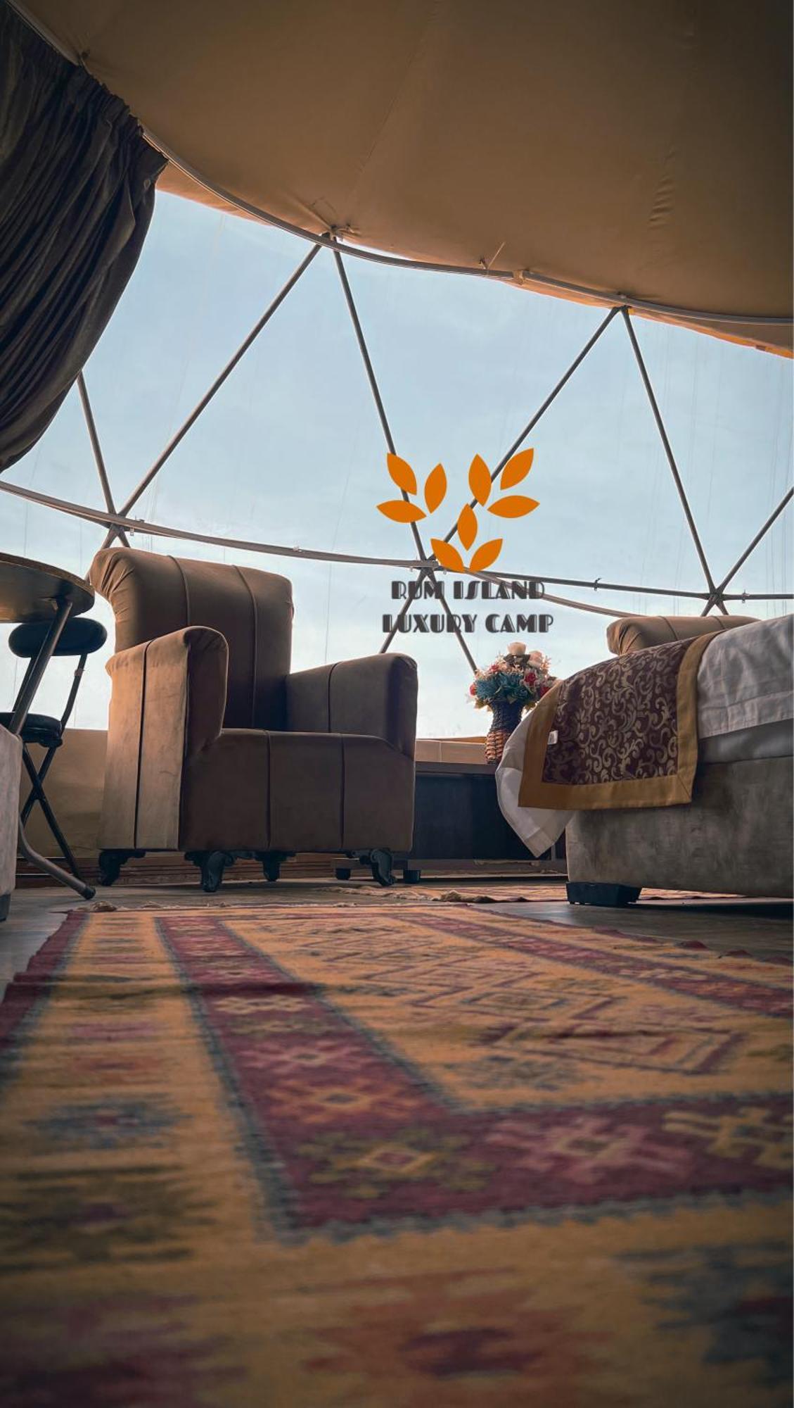 Rum Island Luxury Camp & Bubbles Hotel Wadi Rum Exterior photo