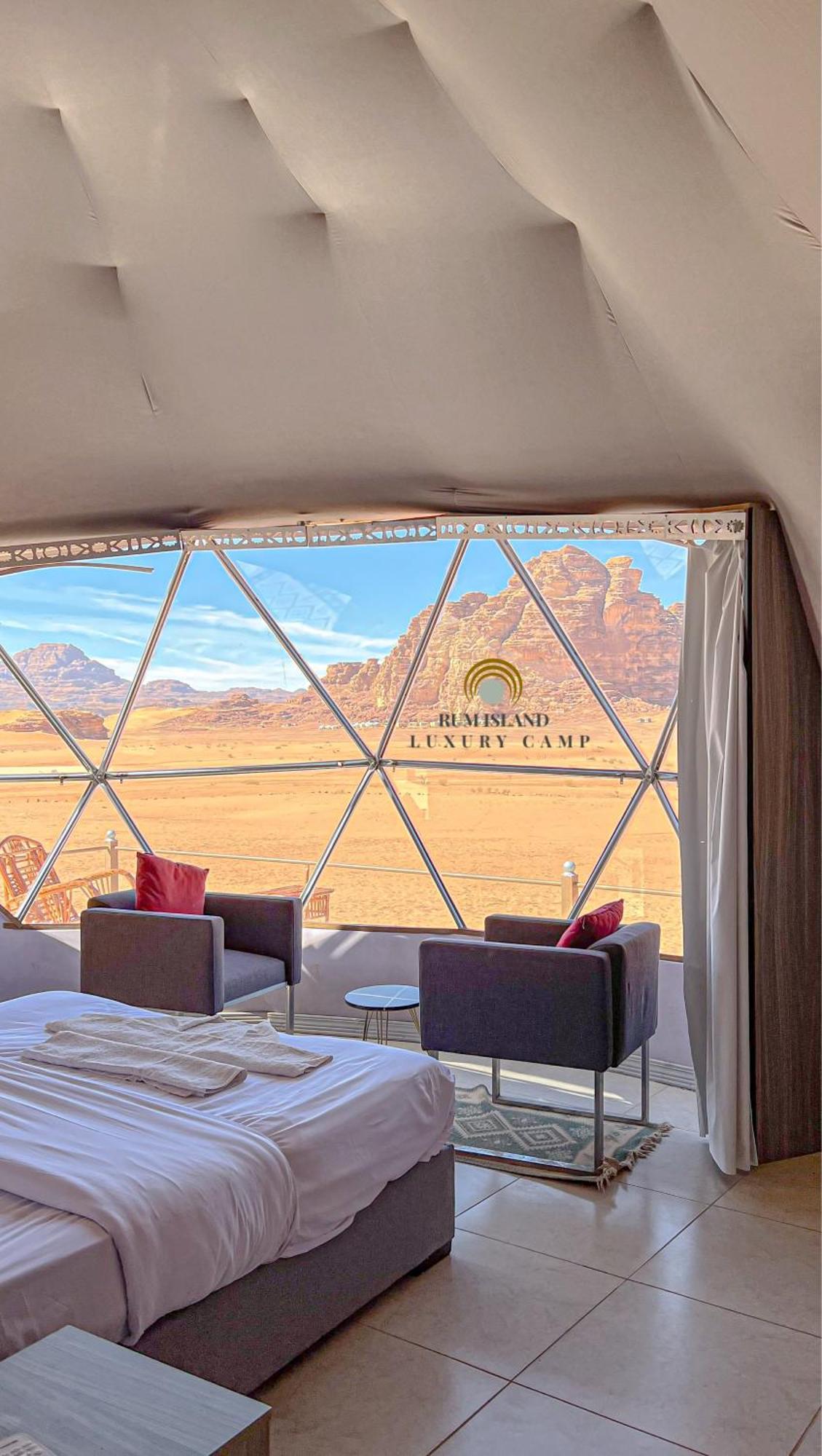 Rum Island Luxury Camp & Bubbles Hotel Wadi Rum Exterior photo